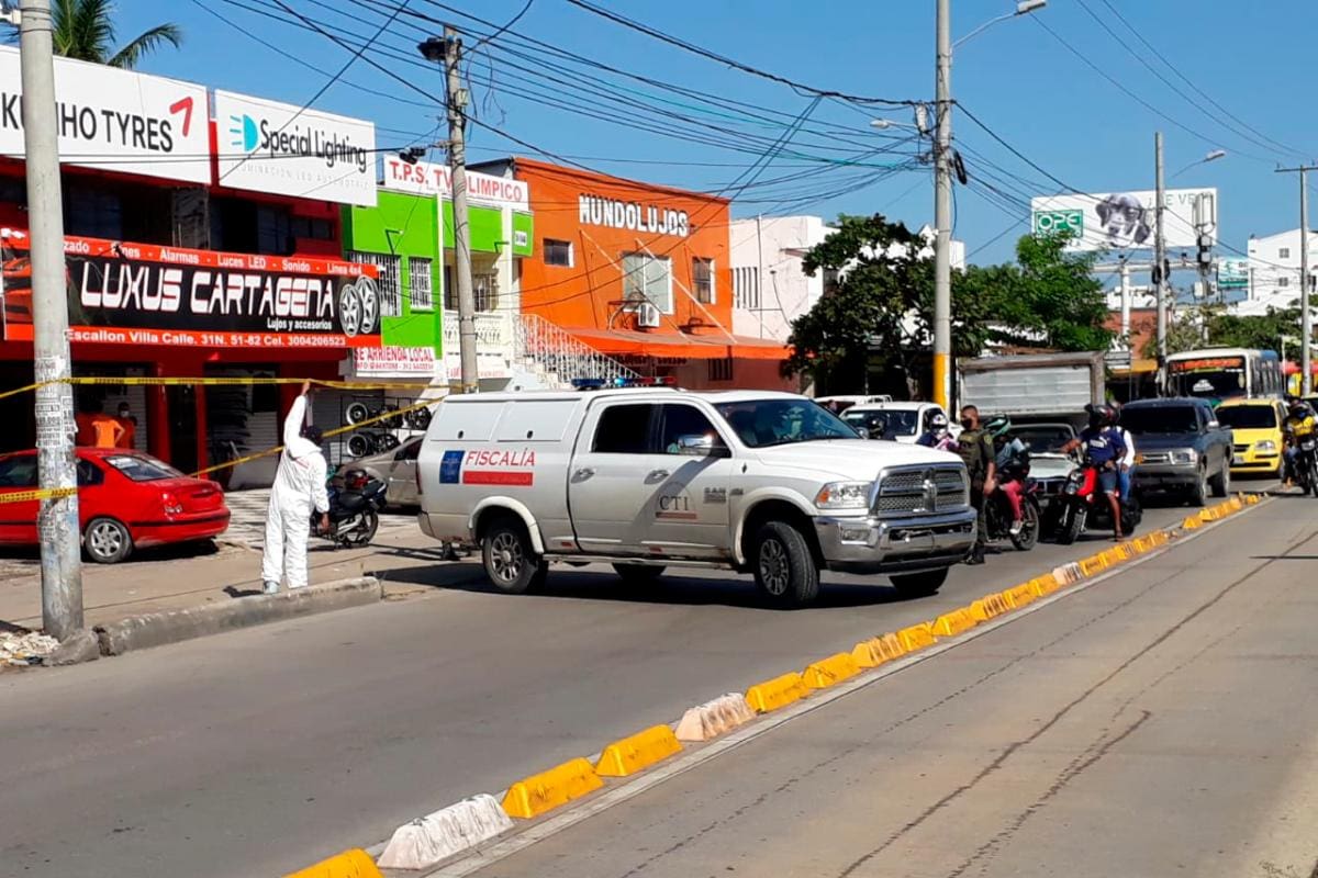 Un hombre es hallado muerto al interior de un taller de la avenida Pedro De Heredia