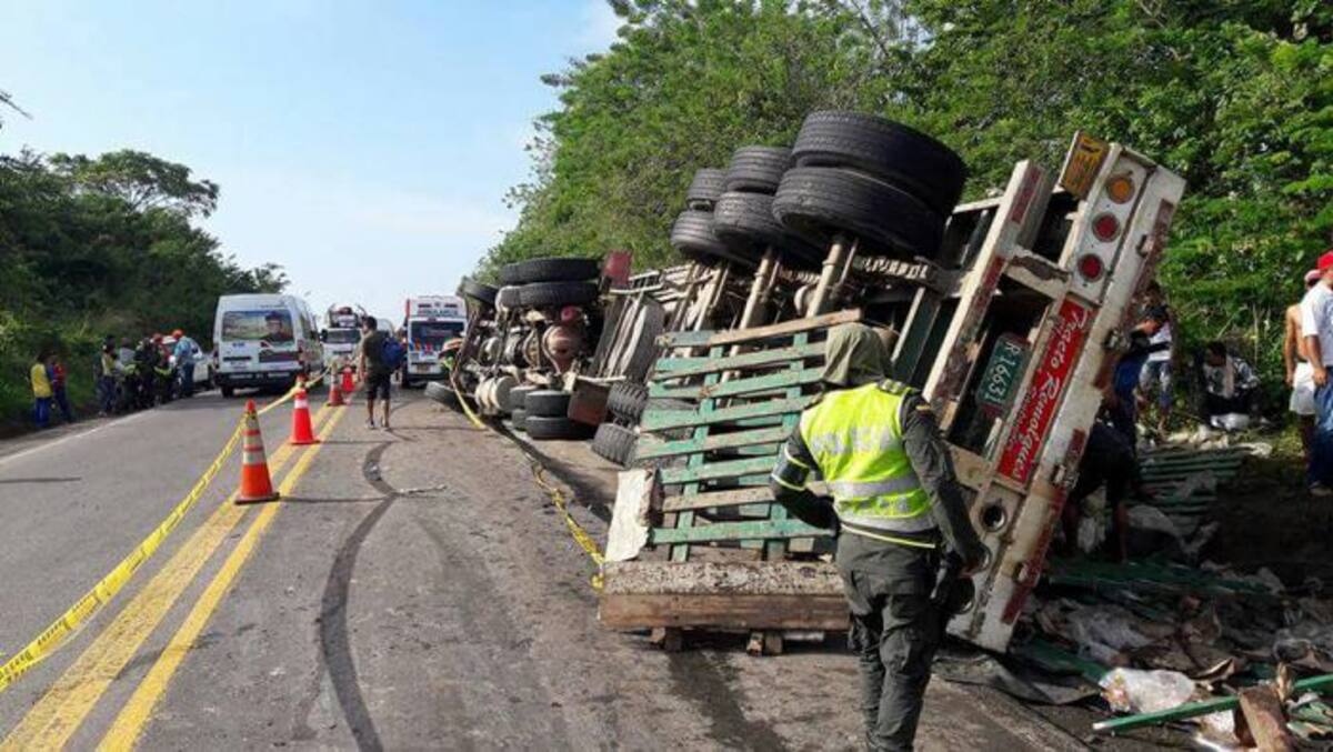 Accidente en la Troncal de Occidente. Lila Leyva/El Universal