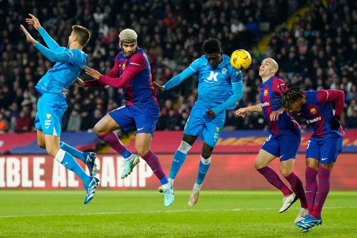 Barcelona le ganó a un Almería que se la puso difícil