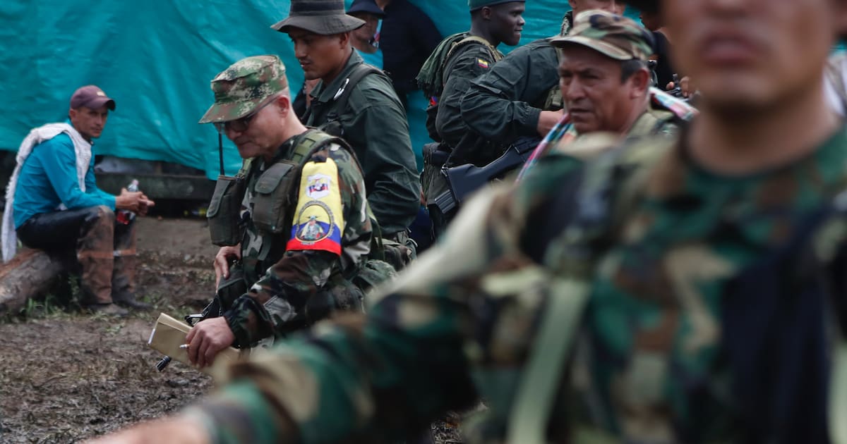 Disidencias de las Farc estarían carnetizando habitantes antes de elecciones: esto se sabe