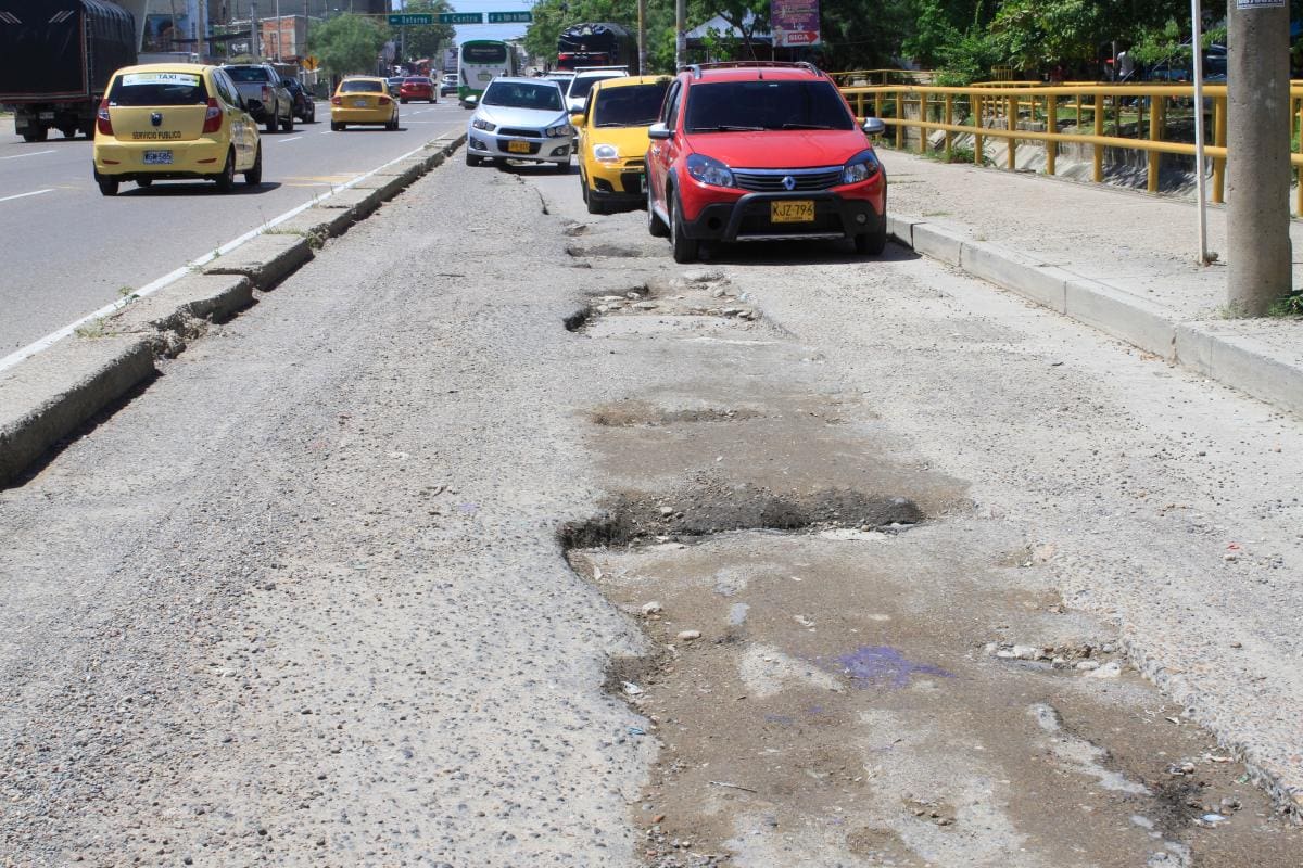Este contraflujo lleva más de seis años en condiciones deplorables. //Fotos: Julio Castaño