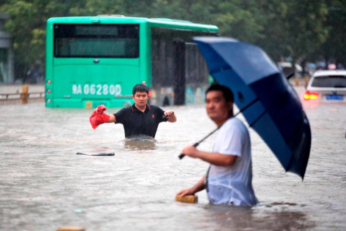 Video: fuertes tormentas azotan provincia de China