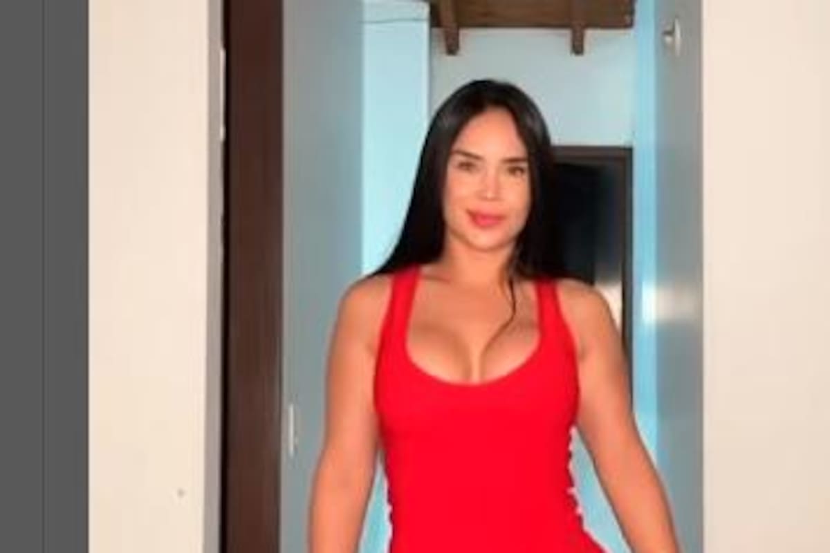 Elizabeth López, la influencer del vestido rojo que es sensación en TikTok
