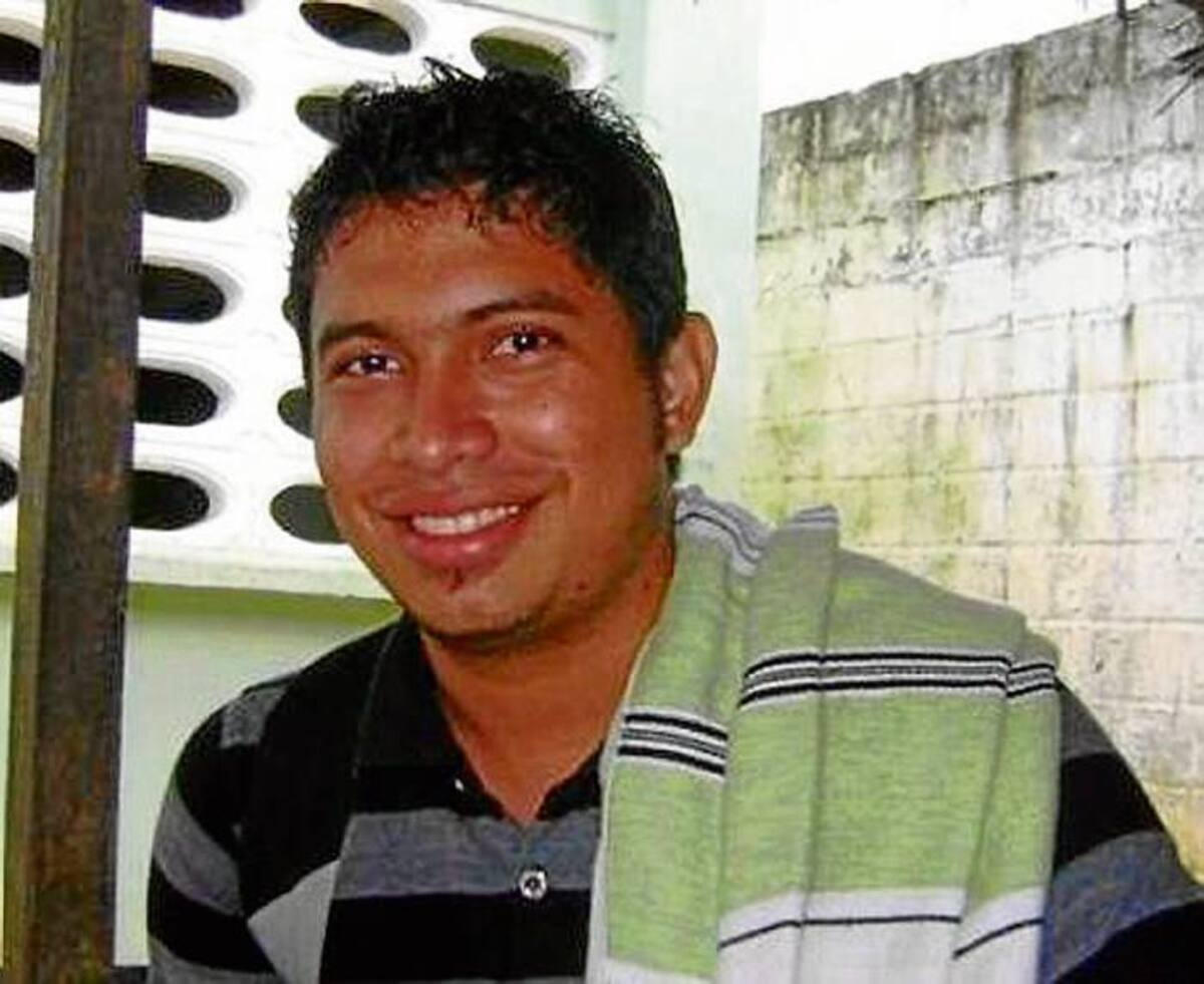 Dionis Sierra Vergara, licenciado asesinado en La Apartada. Era de Sahagún.