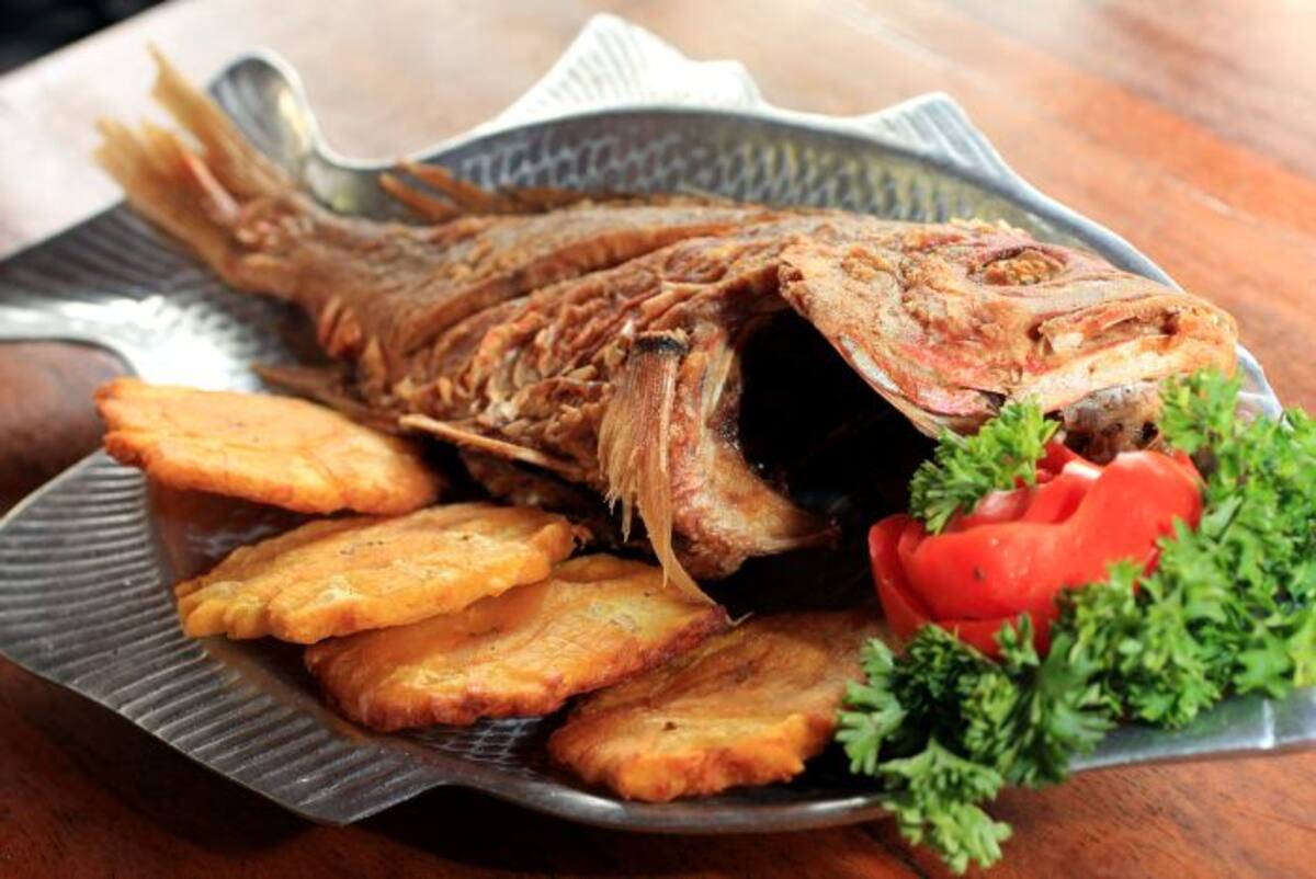Bandeja de pescado El Universal
