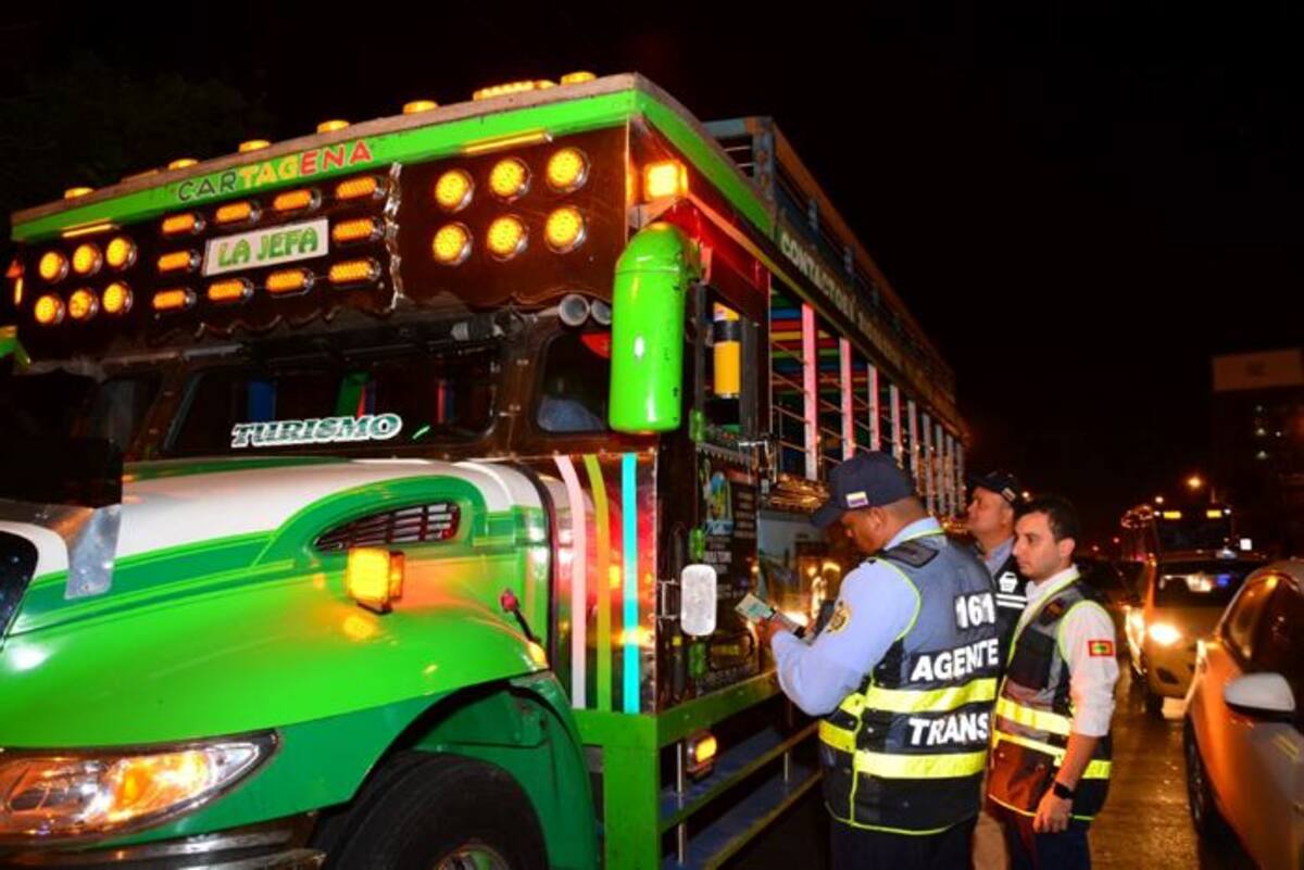 Las chivas prestarán el servicio turístico en horario diurno, desde las 8 de la mañana hasta las 6 de la tarde, mientras que en horario nocturno desde las 6 de la tarde hasta las 12:30 de la madrugada del siguiente día. Cortesía.