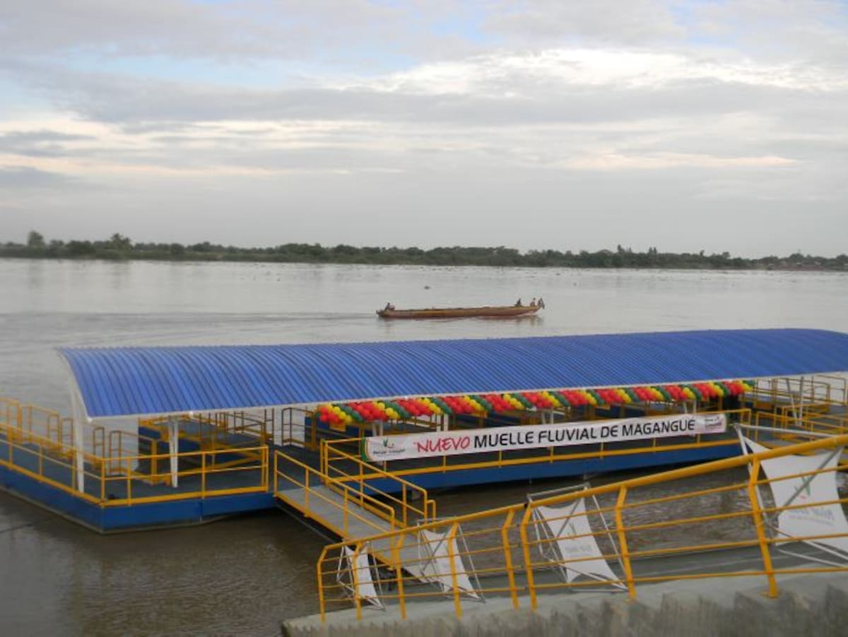 El nuevo muelle fluvial de pasajeros en Magangué fue construido e inaugurado el año pasado por la Gobernación de Bolívar. Cuenta con unas modernas instalaciones donde los pasajeros podrán esperar las embarcaciones que los llevarán a sus diferentes destinos. Archivo