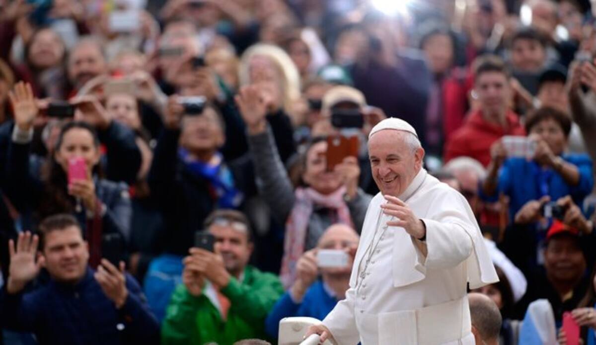 En medio de las críticas de los acusados de que sus derechos fueron violados, el papa Francisco reconoció que hubiera querido que el juicio finalizara para el martes que inicia su Año Santo de Misericordia, pero dijo que se dio cuenta de que los derechos de los acusados deben ser respetados. AFP