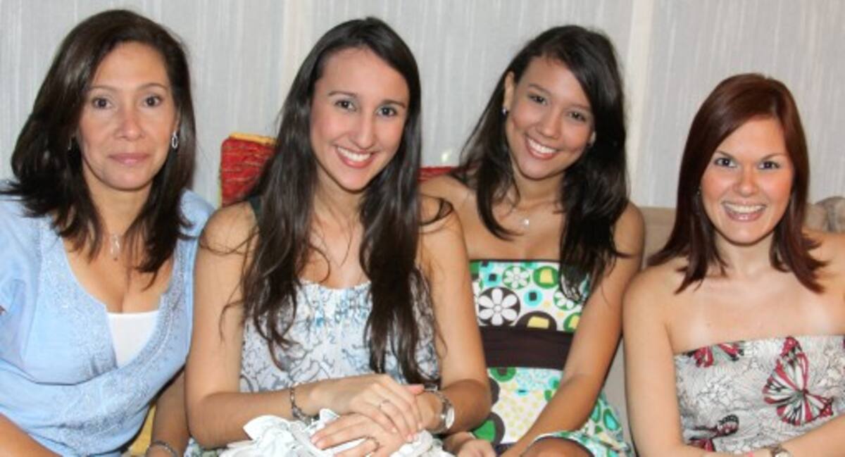 Rosario de Barreto, Andrea de Otálora, Daniela Duque Benedetti y Karen Forero.