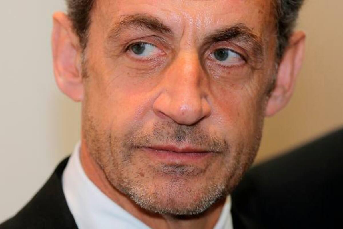 Sarkozy, condenado a tres años por corrupción