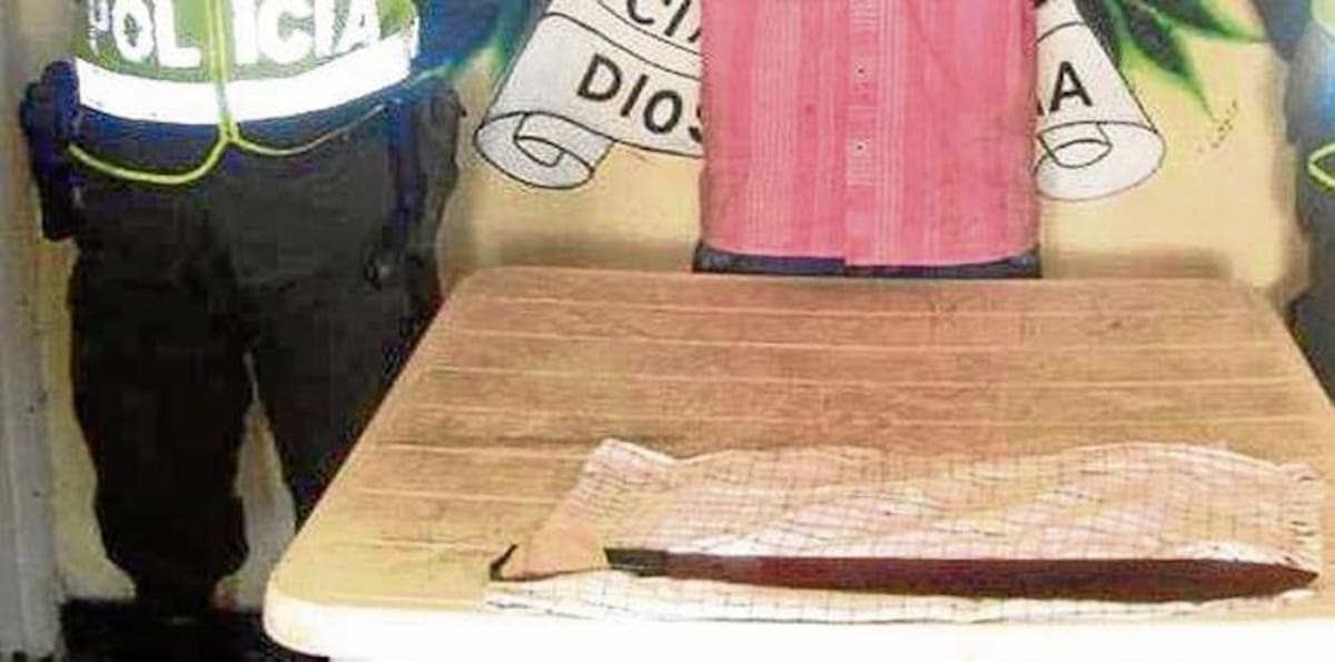 Con este machete un menor de 16 años de edad le habría causado una herida en la cabeza a uno de los hinchas del Deportivo Independiente Medellín que se había trasladado hasta la ciudad de Sincelejo para asistir al partido entre el equipo paisa y el Sucre FC.