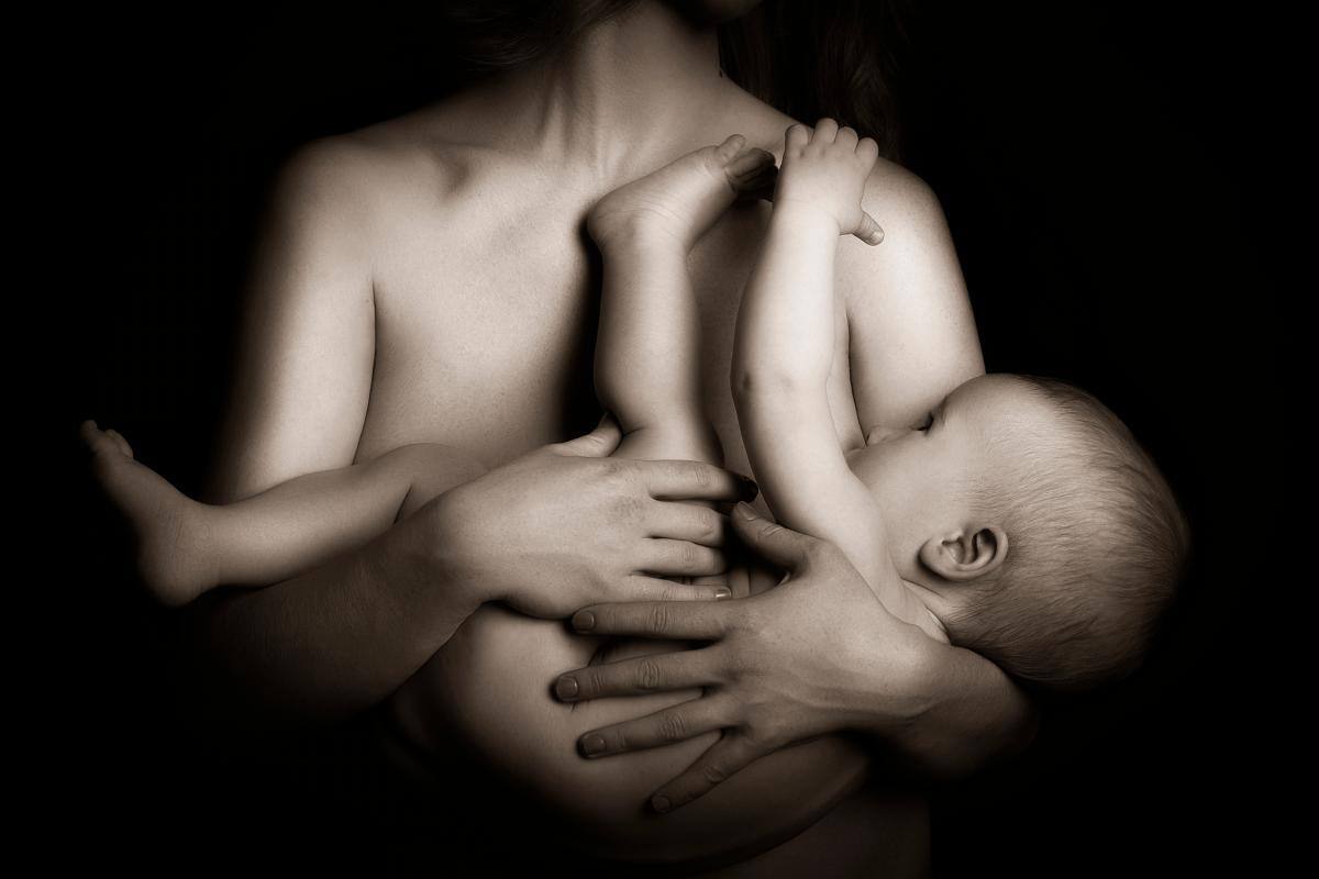 Así es como la industria del pote intenta persuadir a las madres jóvenes