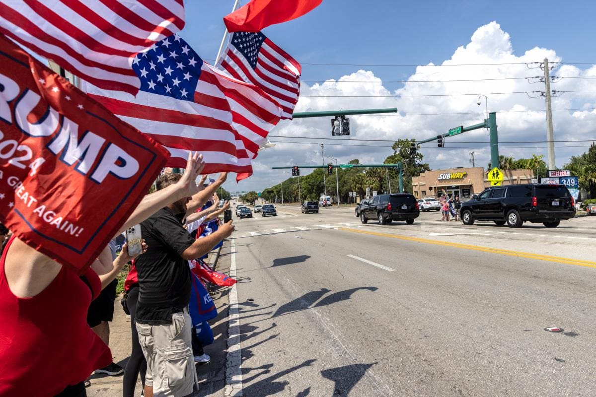 Trump viaja a Nueva York desde Florida para su cita con la justicia