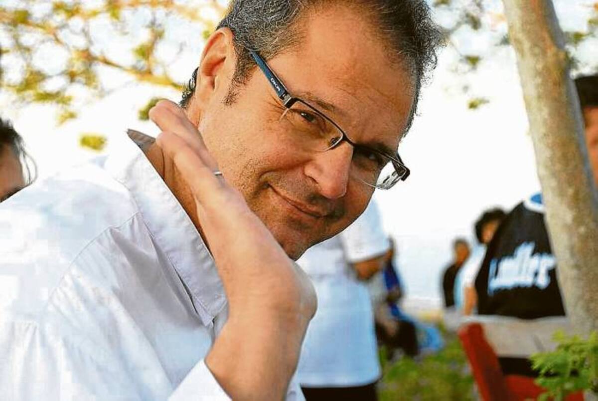 Ernesto McCausland, un maestro de la crónica colprensa