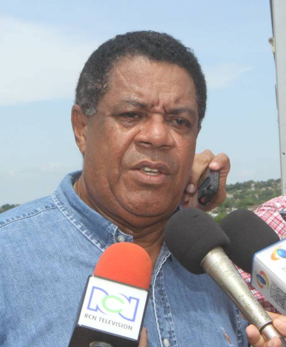 El alcalde de Cartagena, Campo Elías Terán, salió del hospital después de estar tres días recluido en MediHelp tras sufrir de mareo. JULIO CASTAÑO - EL UNIVERSAL