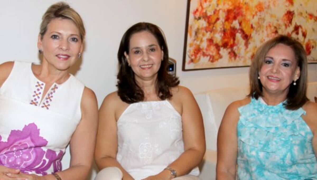 Amelia de Benedetti, Mary de Velasco y Dora Alvarez.