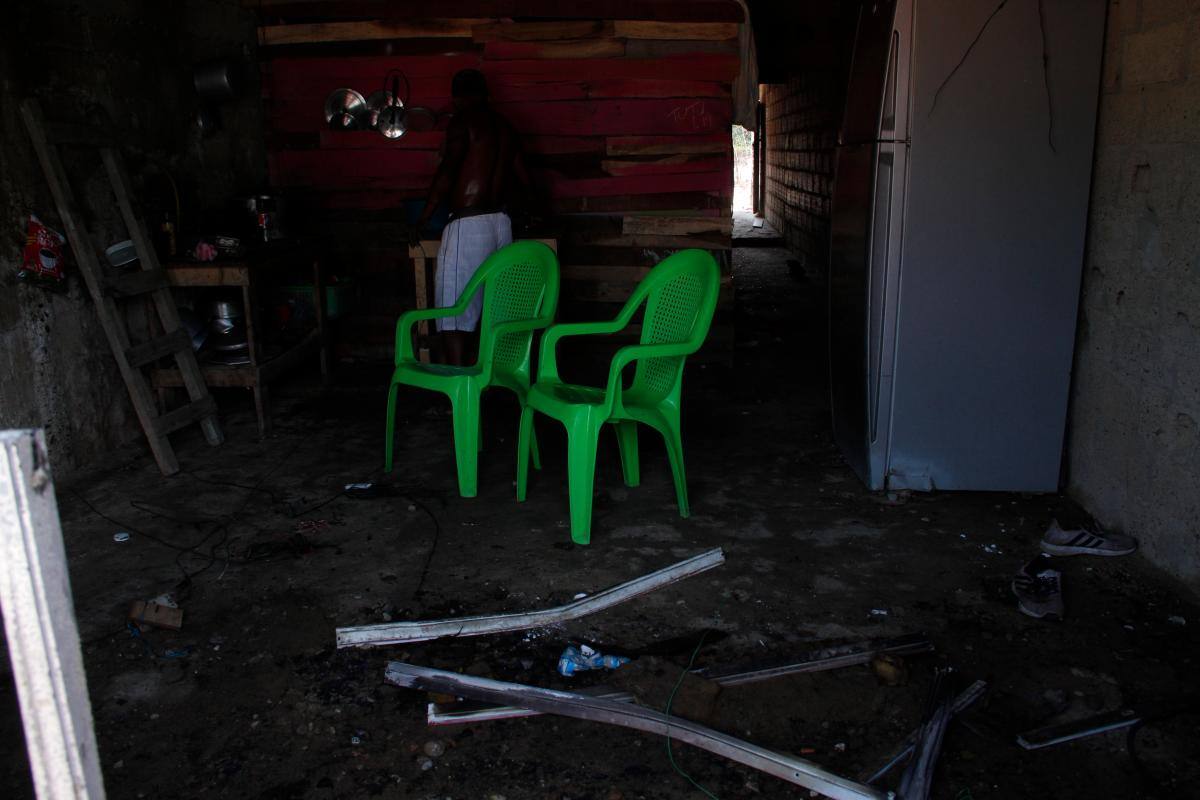 Seis niños dormían en casa donde lanzan artefacto explosivo, en Olaya