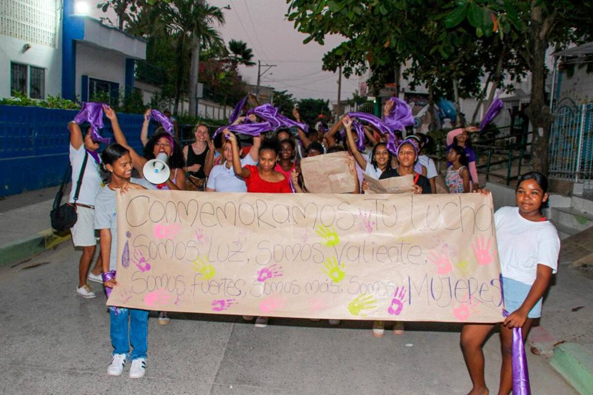 Mujeres en Pasacaballos se movilizaron por sus derechos