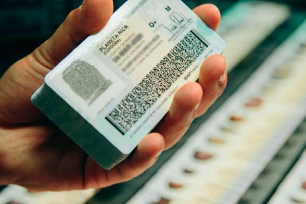 Gobierno permitirá incluir categoría “no binario” en el documento de identidad