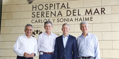 Encuentro con Ronald Lavater en el Hospital Serena del Mar