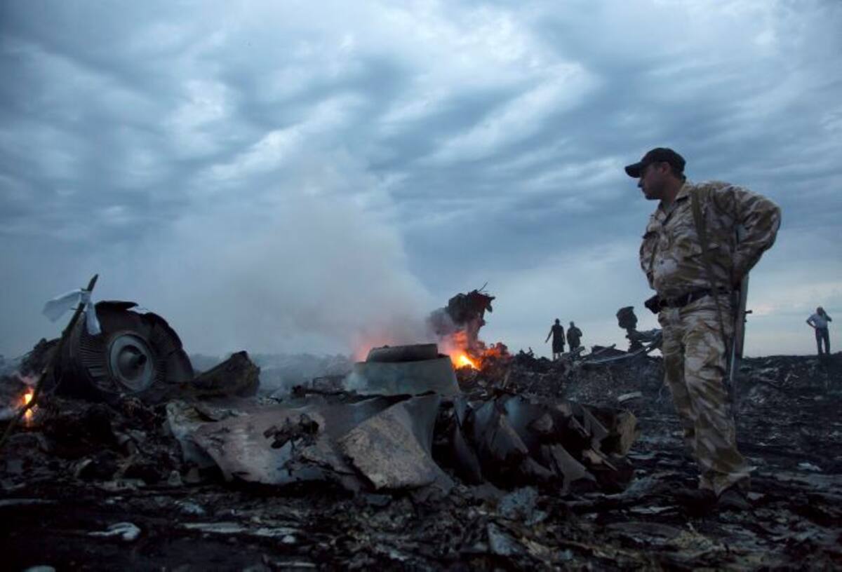 Ucrania y los países occidentales afirman que el avión fue derribado por un misil tierra-aire AP Dmitry Lovetsky