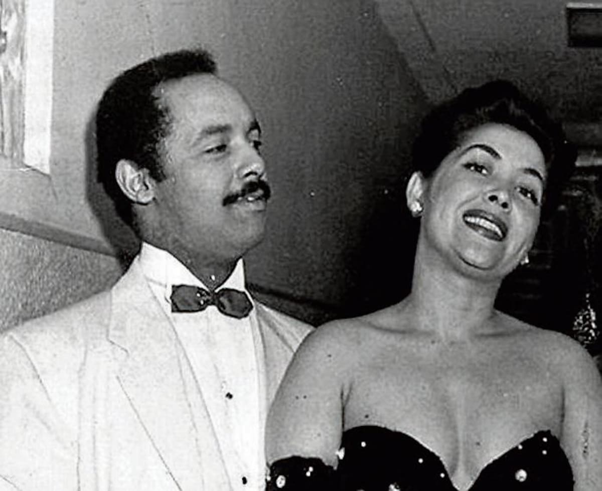 Carmencita Pernett fue la cantante cartagenera que venció los prejuicios, pero tuvo que irse de la ciudad. Aparece junto a Dámaso Pérez Prado. Archivo.