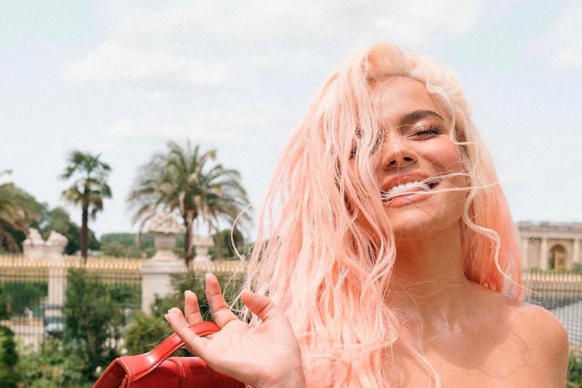 ¡Bellísima!: Karol G sorprende con su outfit en París