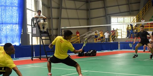 Cundinamarca superó a Bolívar en primera jornada de bádminton
