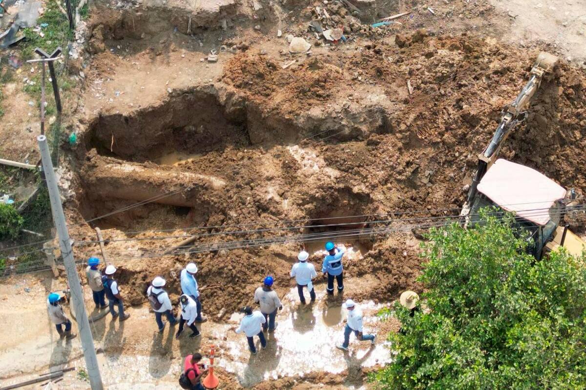 16 familias evacuadas tras daño de tubería de Aguas de Cartagena