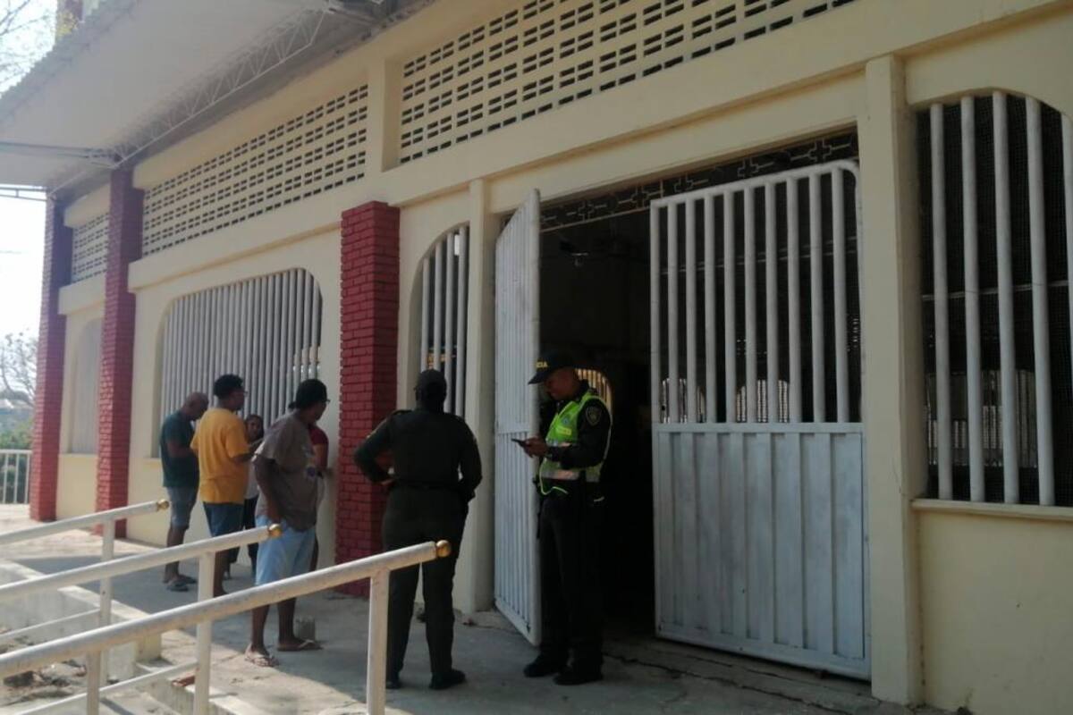 Hombre y mujer que robaron en la iglesia de Chiquinquirá quedaron grabados
