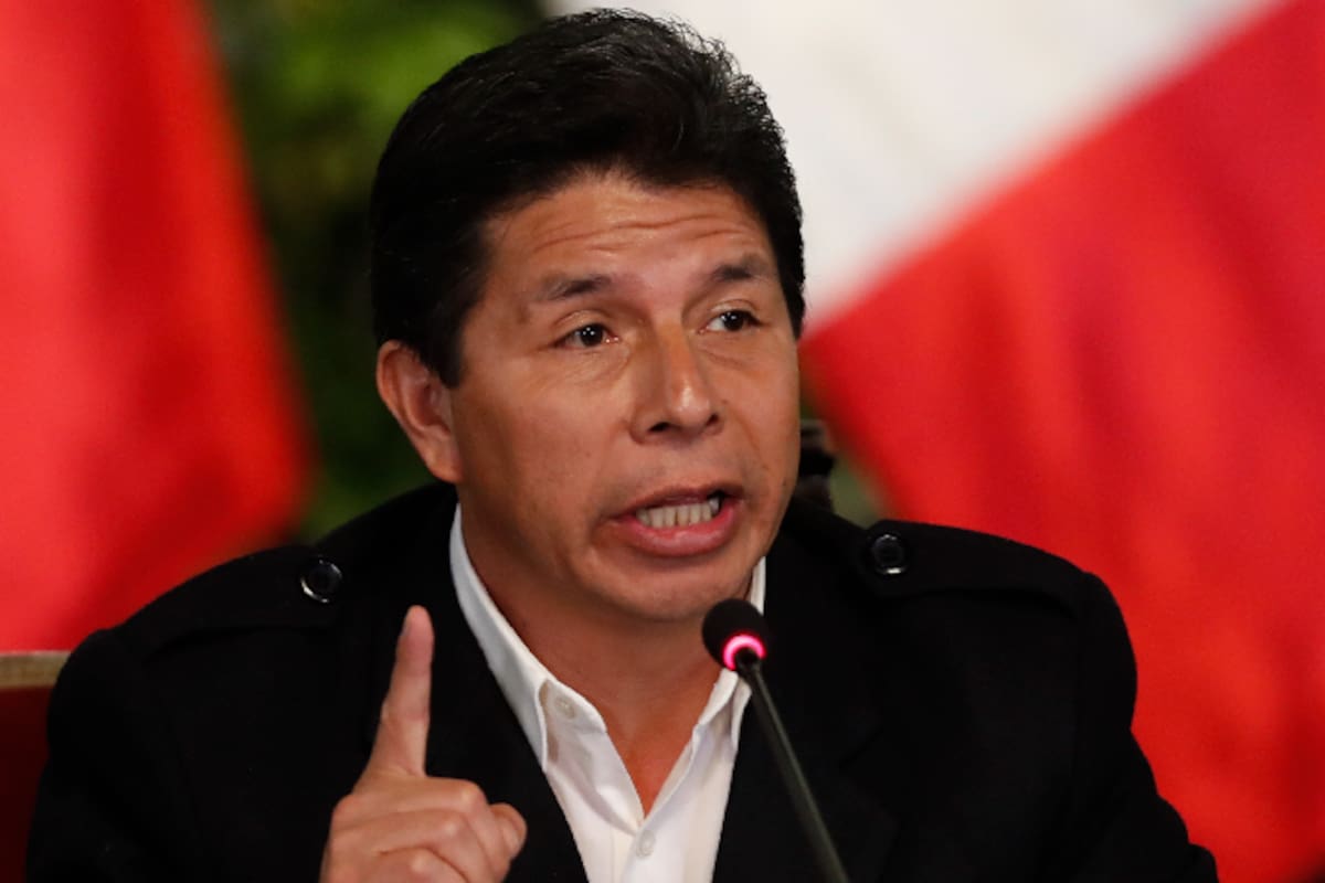 Pedro Castillo ratifica ante embajador mexicano la solicitud de asilo