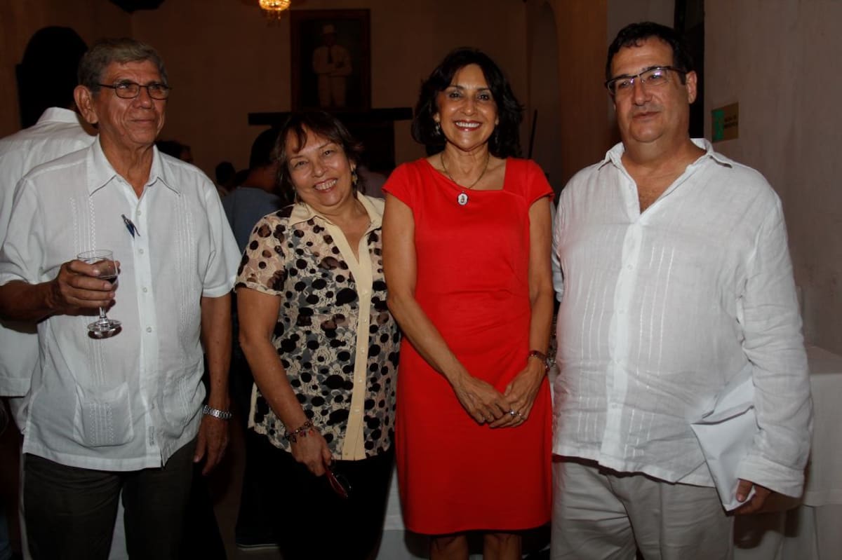 Daniel Vergara, Carmen Lara, Silvana Giamo y Adolfo Meisel.