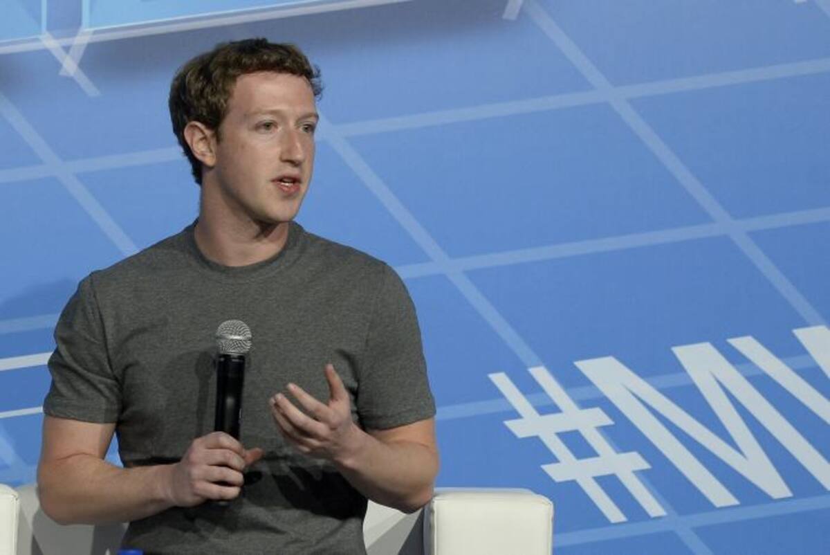 Zuckerberg habría anunciado el cierre de las cuentas de Facebook con mala ortografía. AFP LLUIS GENE