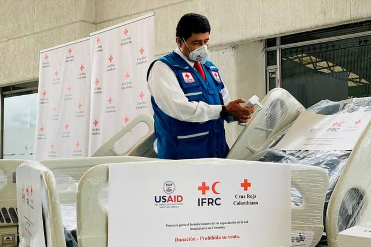 Cruz Roja colombiana apoyará fortalecimiento de la red hospitalaria del país