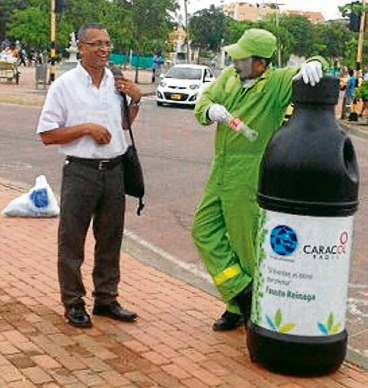 Botellero ecológico de Pacaribe.