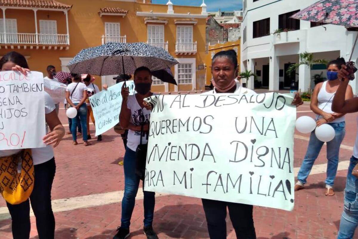 Invasores de El Silencio protestan en la Alcaldía porque los van a desalojar
