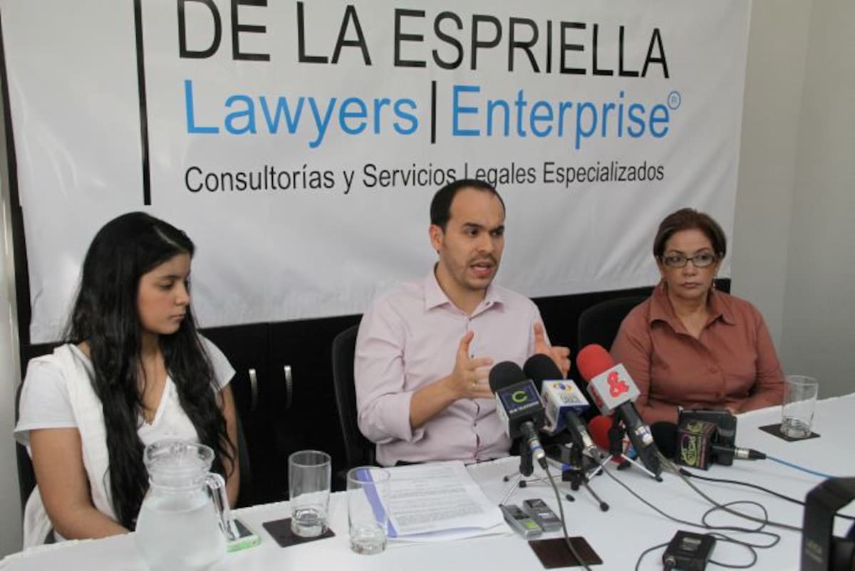La solicitud de exhumar el cadáver de Mario Ceballos Araújo la hizo el abogado Abelardo De La Espriella.