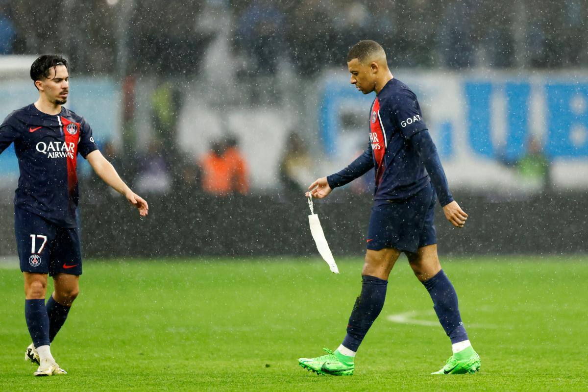 Video: el gesto de Kylian Mbappé después del ser sustituido en el PSG