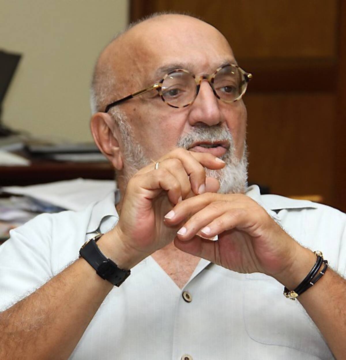 Juan Gossain, moderador