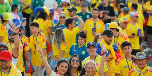 El gesto de la hinchada colombiana que se robó los aplausos en el Mundial