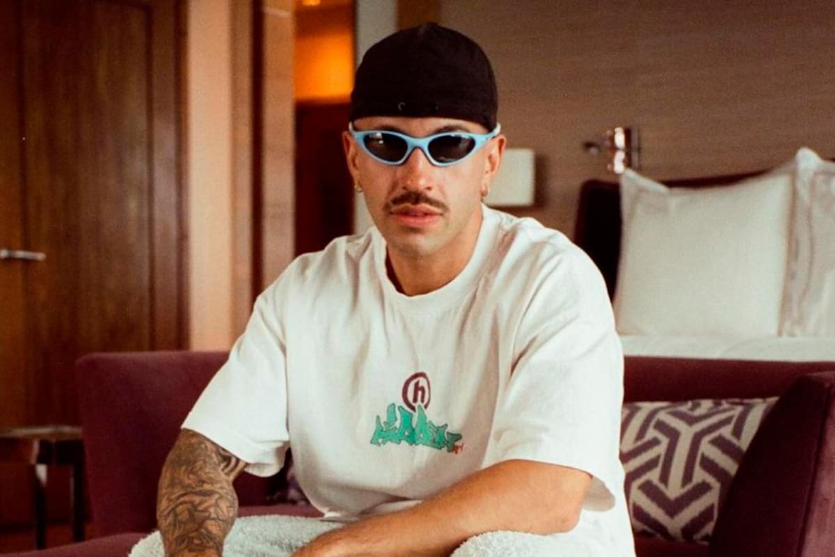 Feid cambió su look, ahora lo comparan con Mike Bahía