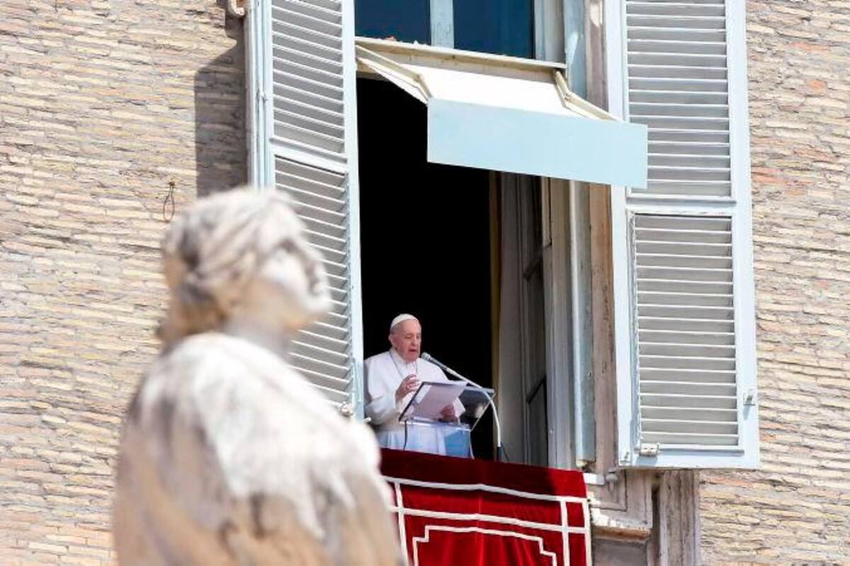 El papa recuerda que el Mediterráneo es el mayor cementerio de Europa