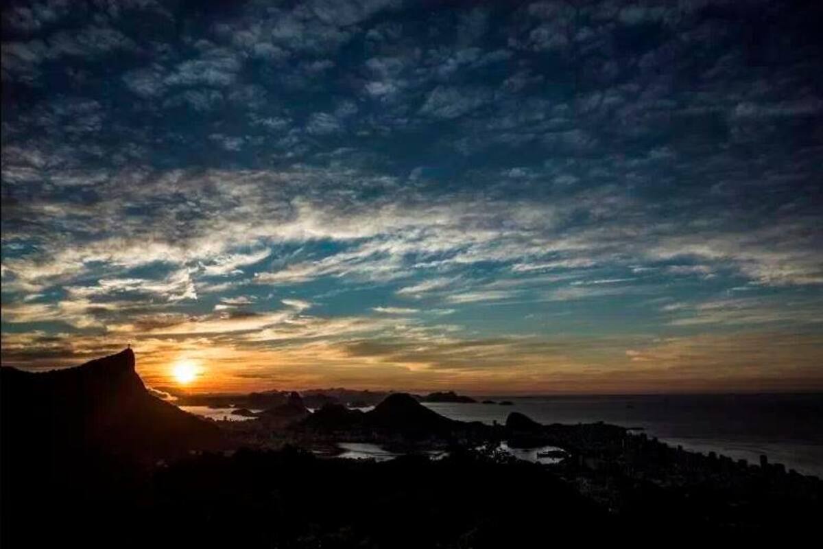 Llega el horario de verano, se adelanta el reloj una hora