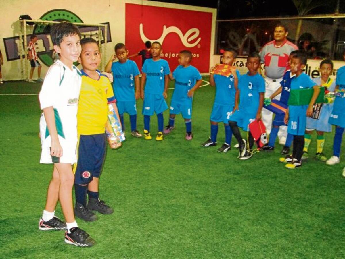 Los niños, tanto anfitriones como visitantes, se sintieron todos en casa. PEDRO TORRES, GENTE BAHÍA-EL UNIVERSAL