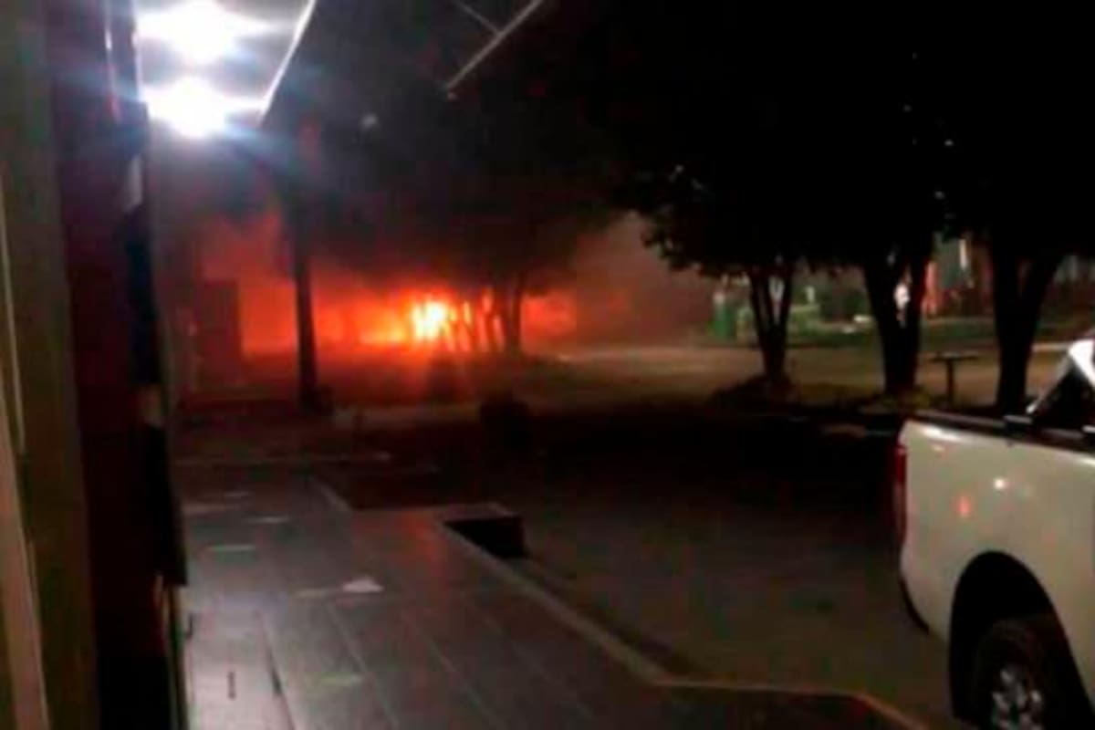 Un muerto y cinco heridos en atentado en carrobomba en Saravena, Arauca