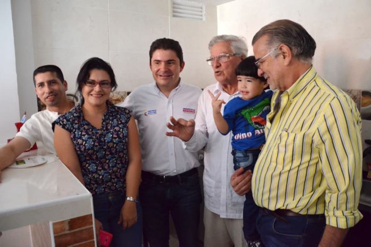 Fueron 560 familias las que se benefician con este programa y desde ya cuentan con casa propia, gracias al Gobierno Nacional, a través del Ministerio de Vivienda. EL UNIVERSAL