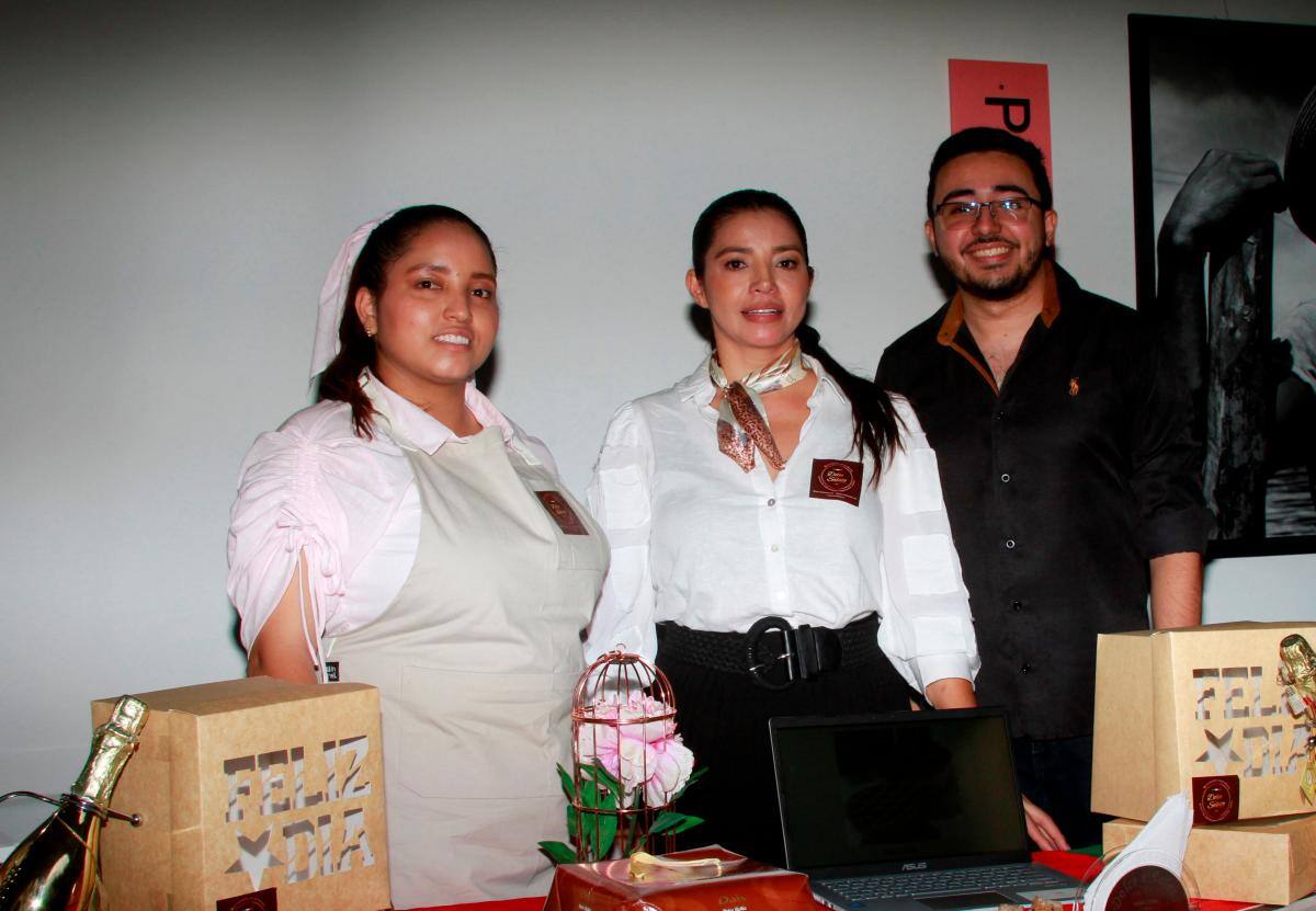 Andrea Gutiérrez, Johana Gutiérrez, Sergio Britos.