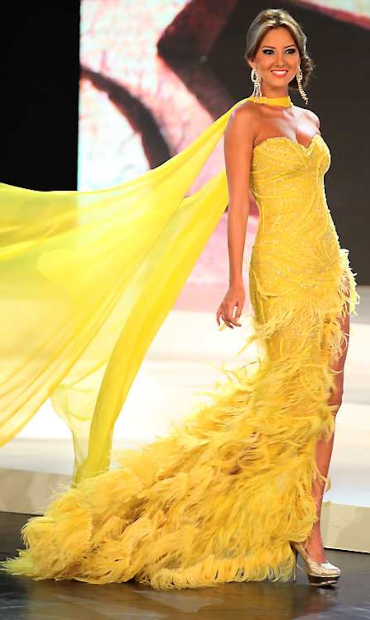 La nueva reina de Colombia, Daniella Álvarez Vásquez.
