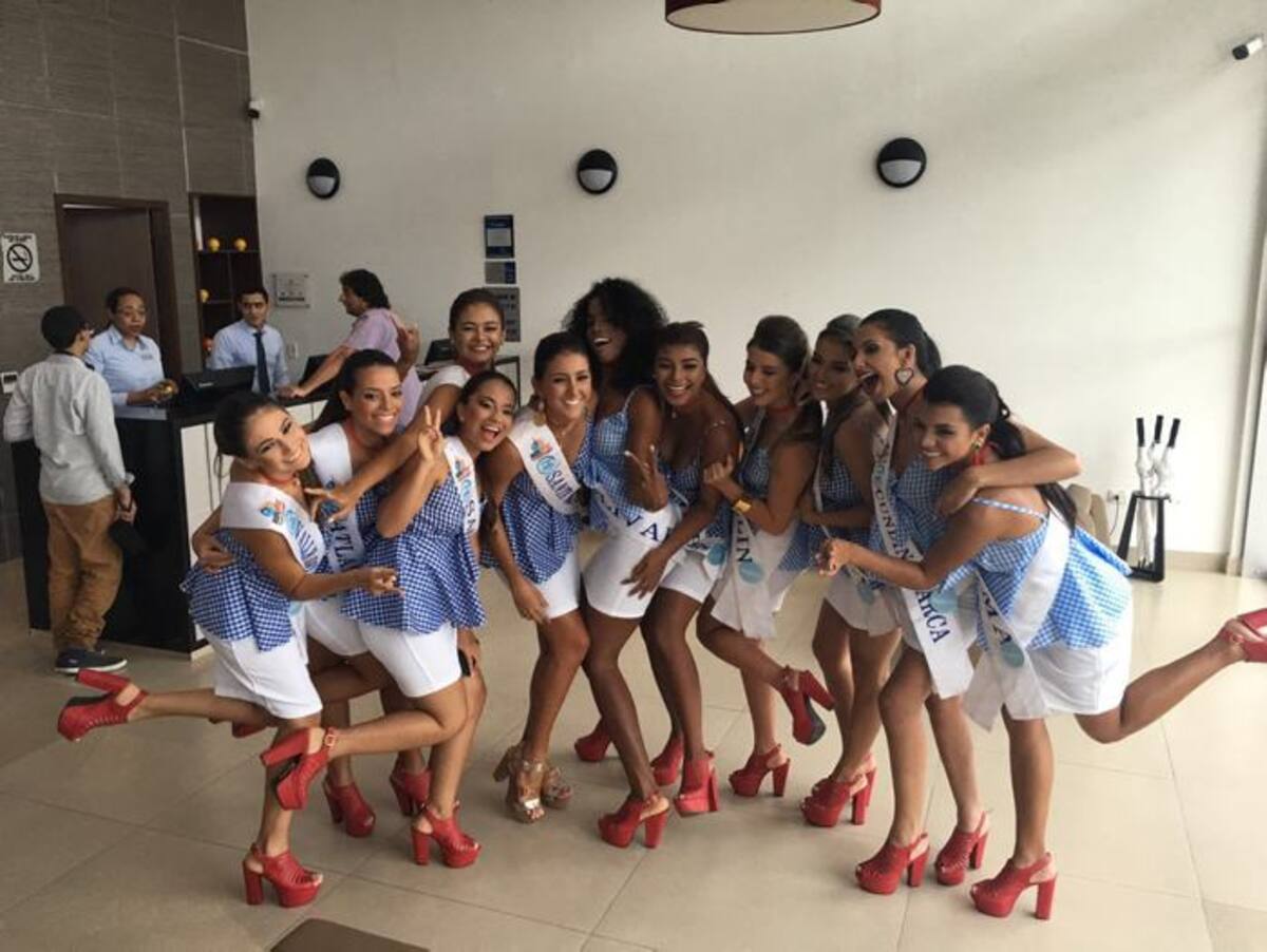 Señorita Bolívar, Medellín y Santa Marta, se han destacado no sólo por su belleza sino por tener habilidades marinas, requisito principal en el certamen. CORTESÍA.