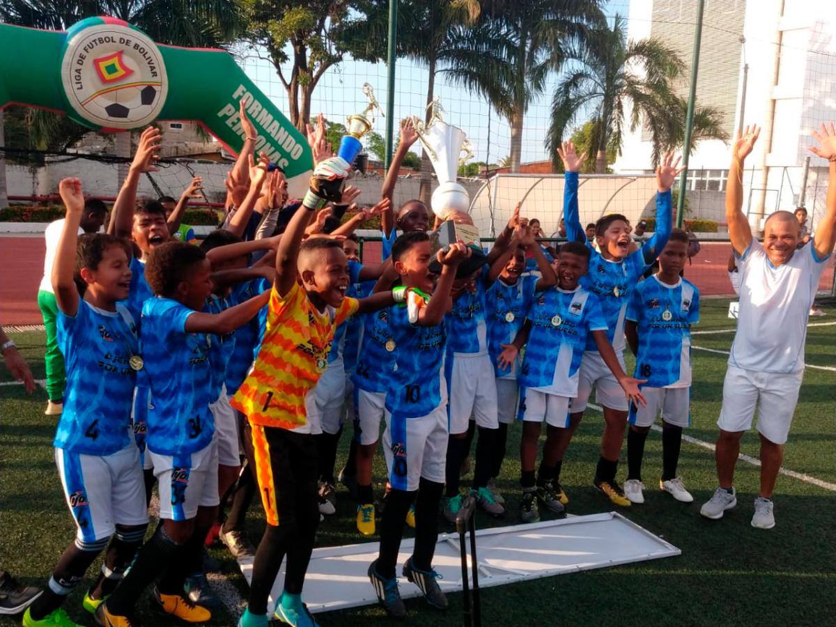 Racing Cartagena fue campeón en la 2008, categoría formación. //cortesía